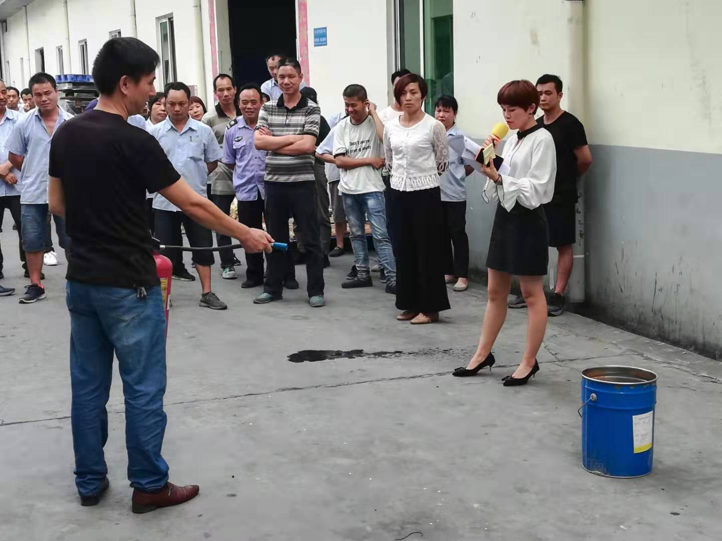 1571877940572915.jpg 1571877940572915.jpg